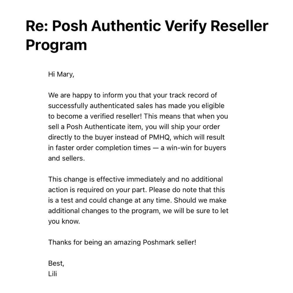 🎉POSH AUTHENTICATE VERIFIED RESELLER🎉
